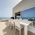 Luxury Penthouse With Private Pool And Sea Views, Sleeps 6 Is-Swieqi