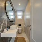 Luxury Penthouse With Private Pool And Sea Views, Sleeps 6 Apartament *