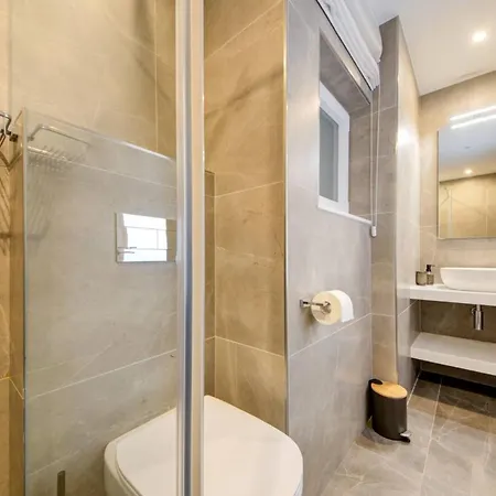 Luxury Penthouse With Private Pool And Sea Views, Sleeps 6 Appartement Is-Swieqi
