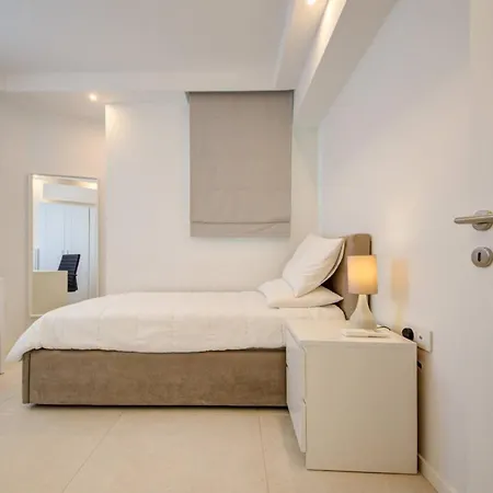 Luxury Penthouse With Private Pool And Sea Views, Sleeps 6